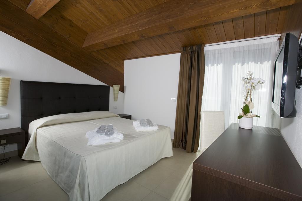 Hotel Iride & Spa 체제나티코 객실 사진